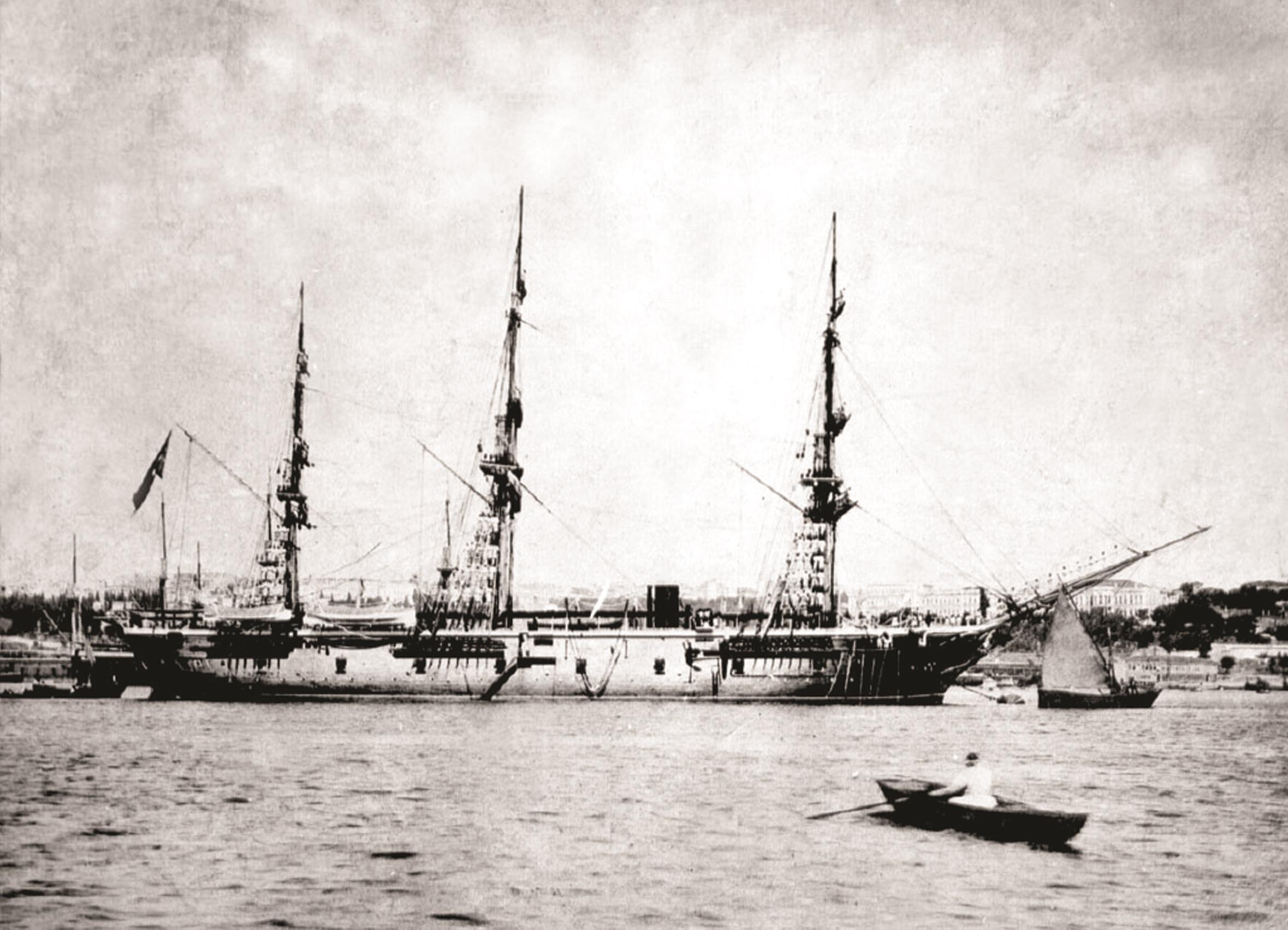 OKYANUSA AÇILAN BİR TÜRK GEMİSİ