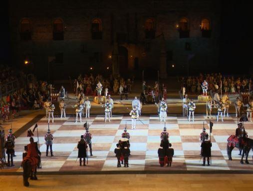 İTALYAN KÜLTÜRÜNDEN BİR PARÇA: Morastica'da Satranç Oyunu