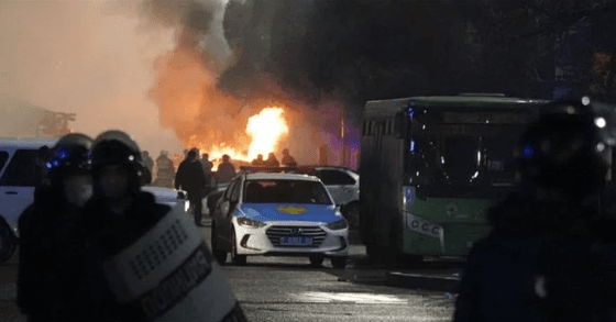 Kazakistan'da Akaryakıt Zamlarına Yönelik Protestolar Sonrası Hükümet İstifa Etti