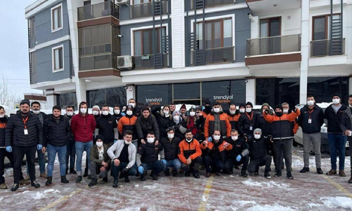 Trendyol Express Kuryelerinden Protesto!