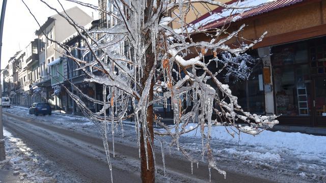 Türkiye "Kutup Girdabı"na Girdi.