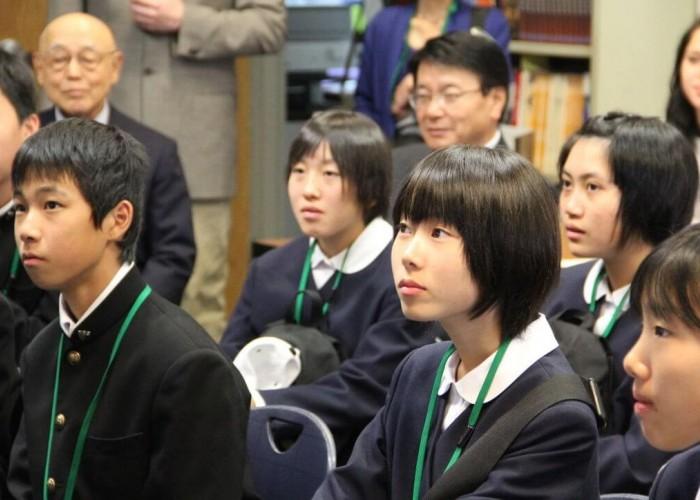 Tokyo'daki Okullara Bir Asır Sonra Öğrenciler İçin Kılık-Kıyafet Serbestliği Getirildi