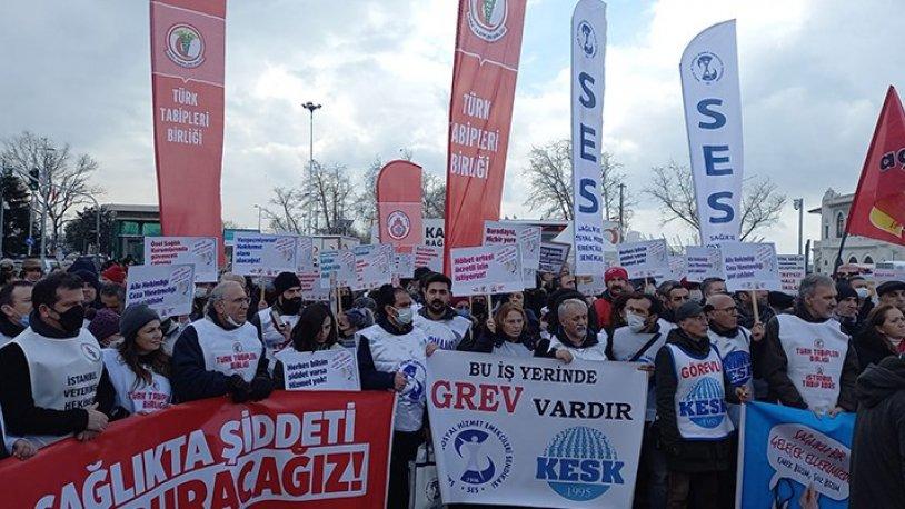 Sağlıkçılar Greve Devam Ediyor