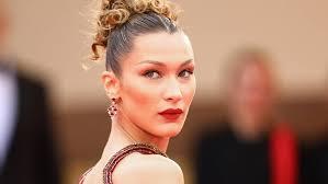 Bella Hadid'e Instagram'dan Sansür!