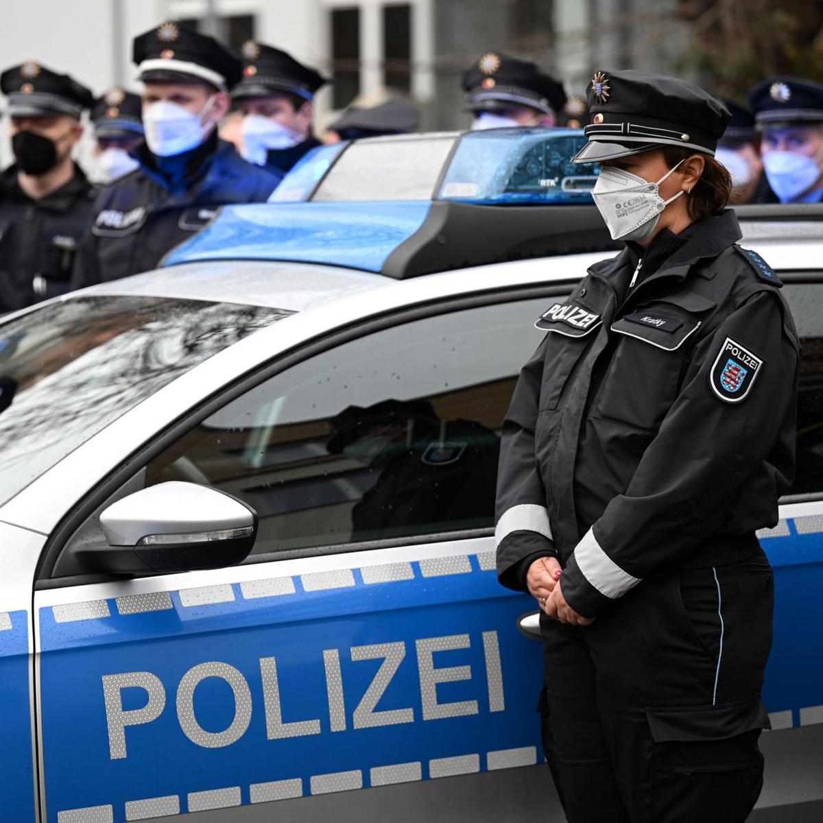 Almanya’da Polisin Yumrukladığı Kişi Öldü