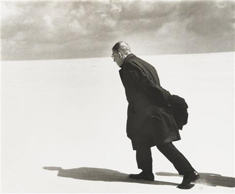 İnsan Özgür Olmaya Mahkumdur