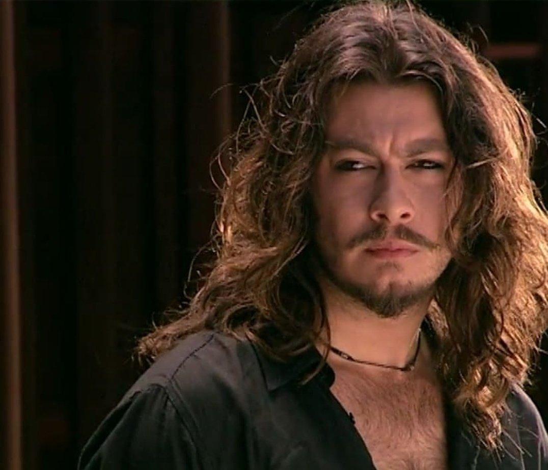 Barış Akarsu Merhaba Filminin İlk Afişi Yayınlandı