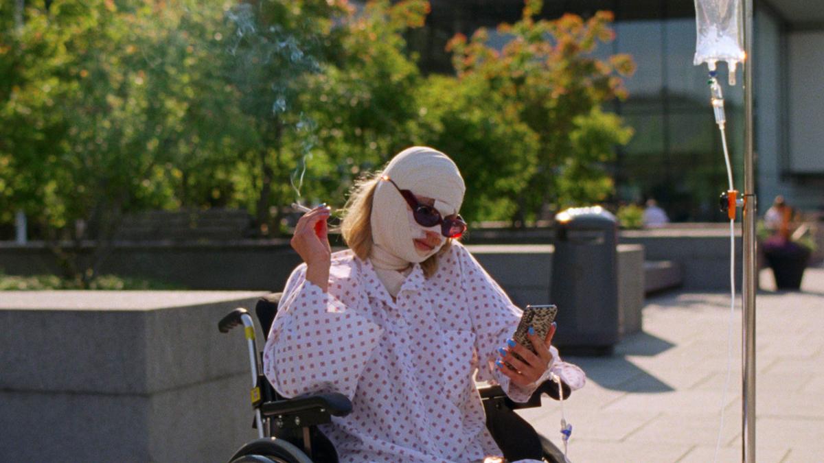 İlgi Manyağı (Sky Pike/Sick of Myself) Film Önerisi