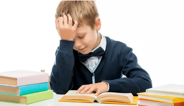 Hayır Ağlamıyorum Gözüme Eğitim Sistemi Kaçtı