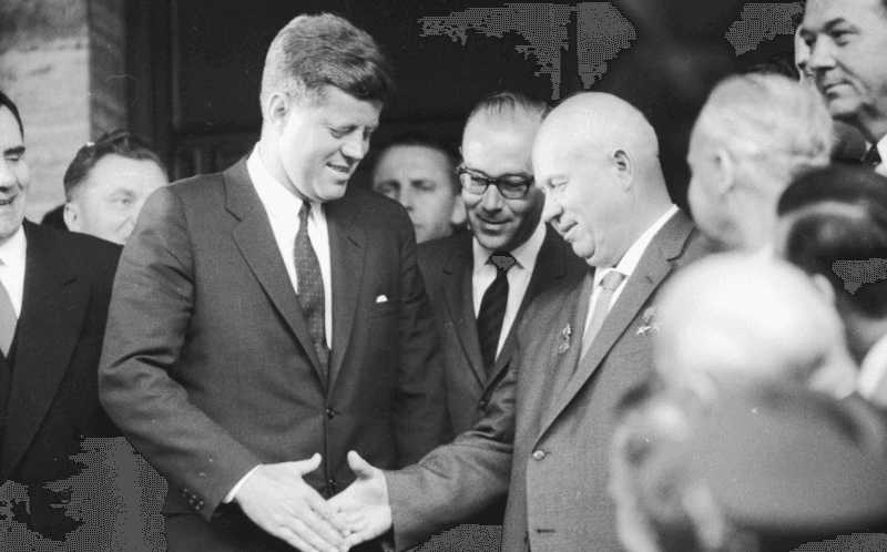 Küba Füze Krizi: Soğuk Savaşın En Tehlikeli Anı