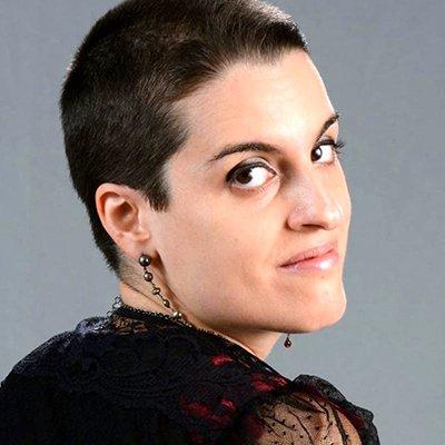 Keşfedilmemiş Hazine: Licia Troisi ve Fantastik Dünyanın Kapıları