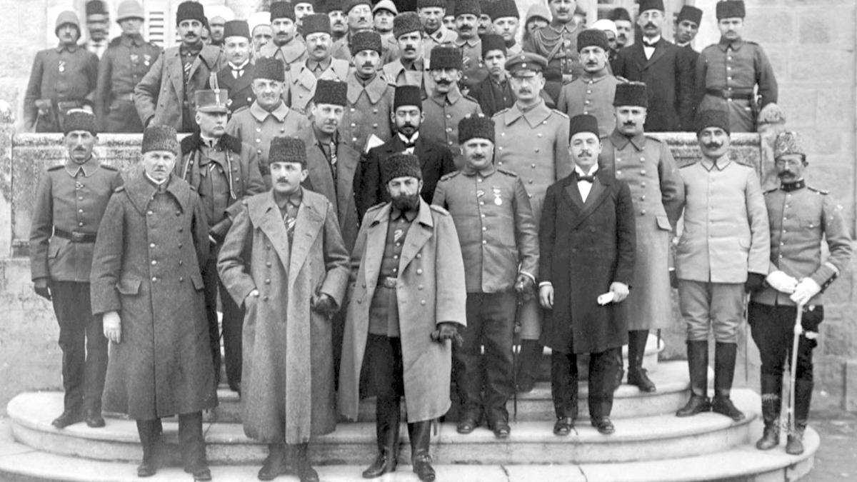 Jön Türkler ve II.Meşrutiyet’e Doğru