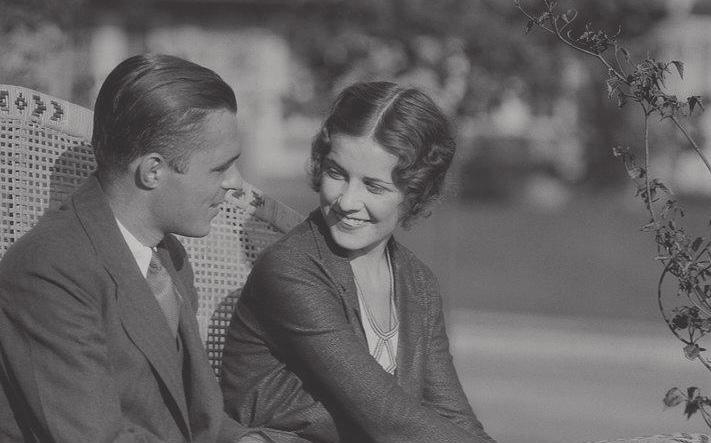 Kürk Mantolu Madonna: Cinsiyet Kalıplarına Uymayan İki İnsan