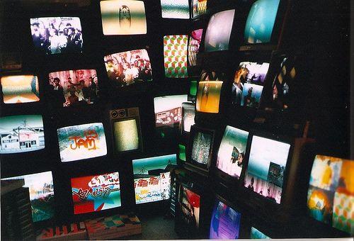 Kompleks Karakterleri Neden Hor Görüyoruz?