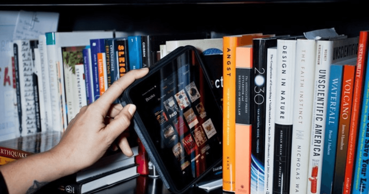 Kitaplar Mı? E-Kitaplar Mı?