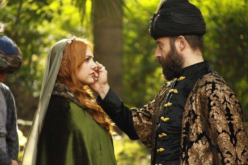 Divane Aşıklar: Hürrem ve Kanuni Sultan Süleyman