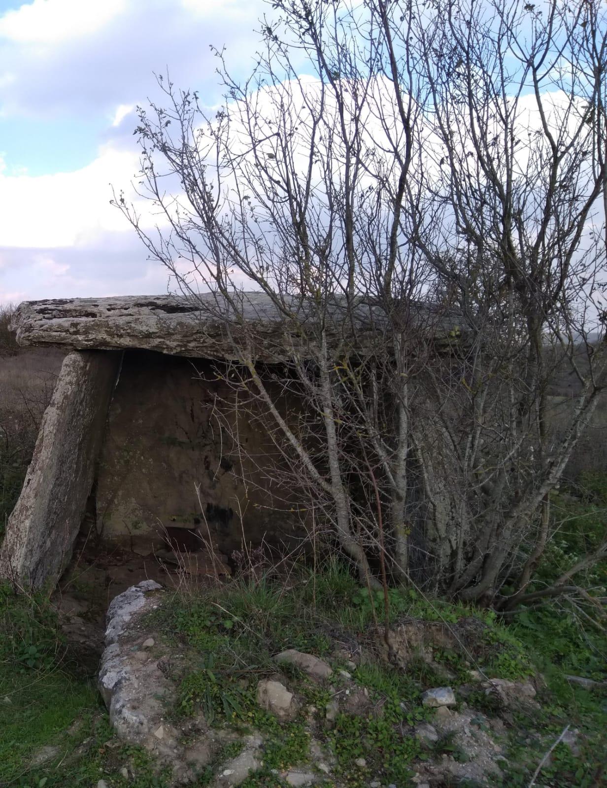 Trakya Dolmenleri Üzerine