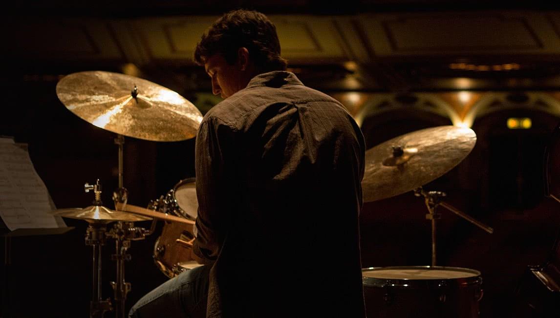 Whiplash (2014) ve Performans Toplumu: Sosyolojik Film İncelemesi