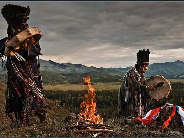 Türklerin İlk İnancı: Şamanizm