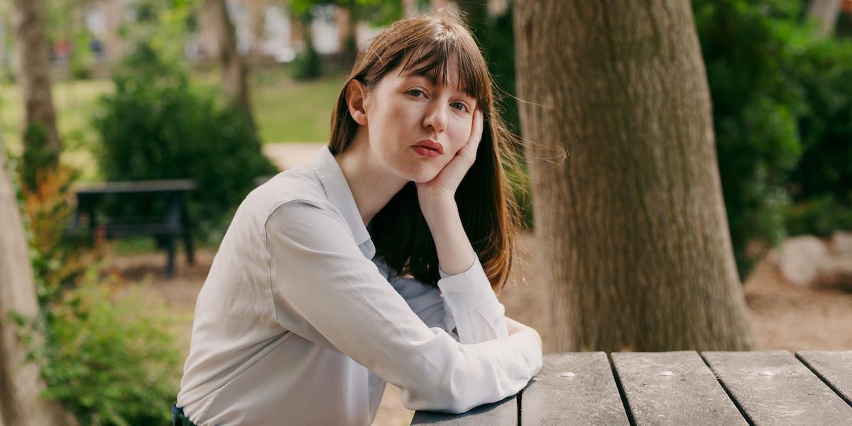 Sally Rooney: Yeni Neslin Yazarı