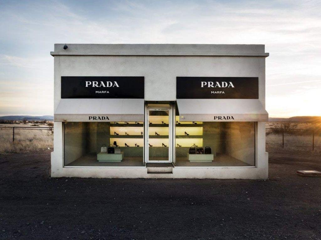 Prada Marfa: Sanatın Çöldeki İzleri