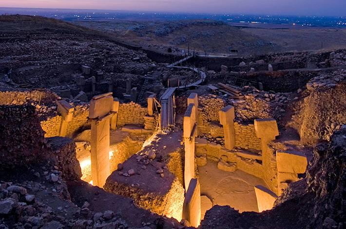 Tarihle Çelişmek: Göbeklitepe