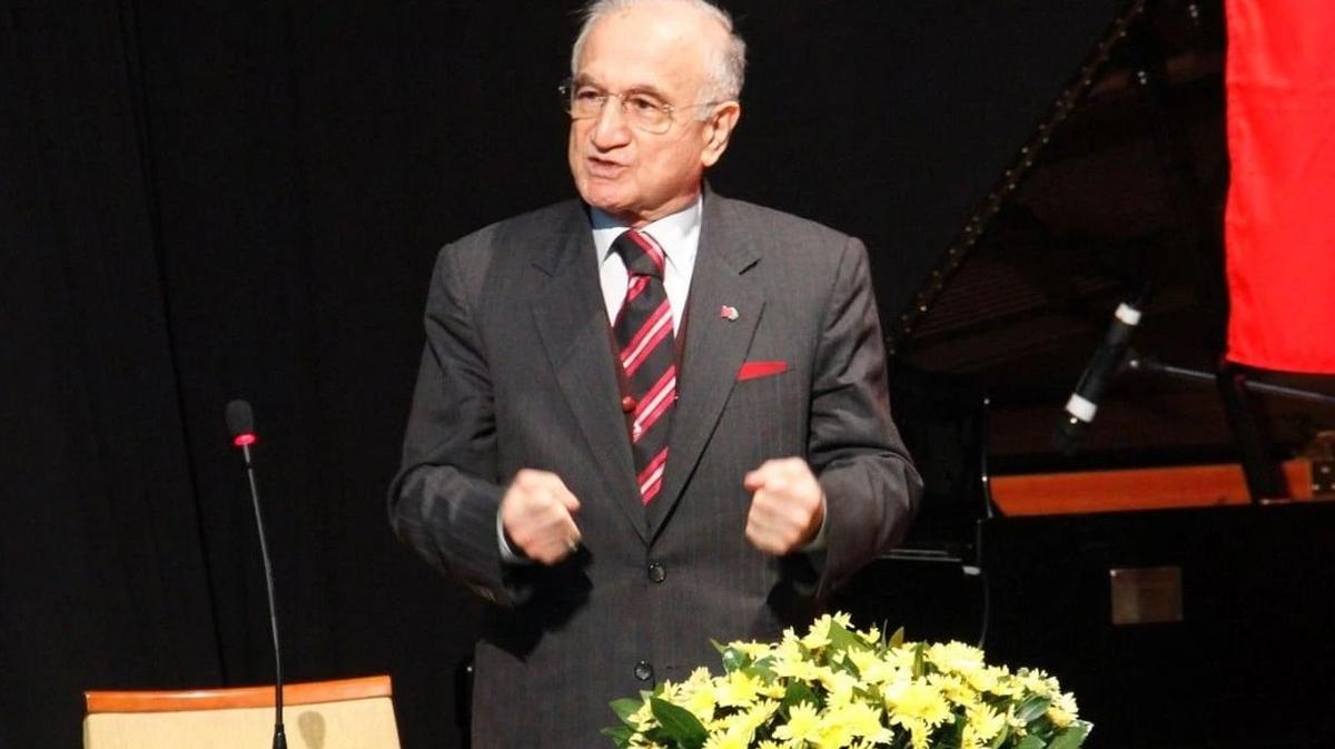 Yekta Güngör Özden: Cumhuriyet Fedaisi