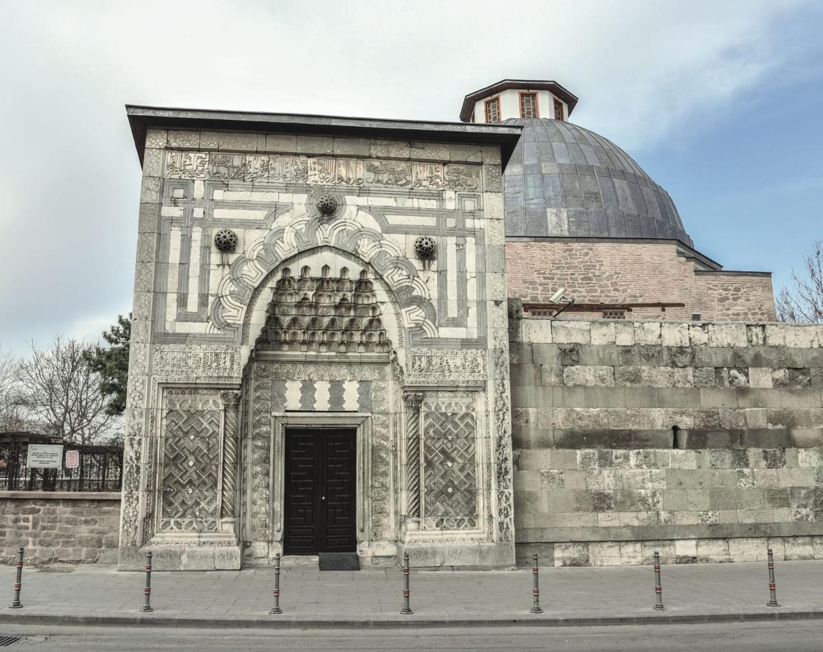 Konya: Karatay Medresesi