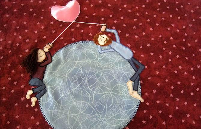 Mesafelerin Ötesinde