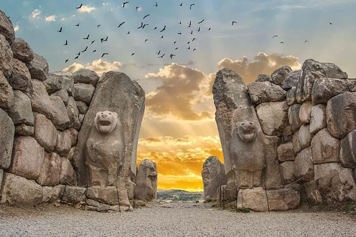 Hattuşa ve Kapıları