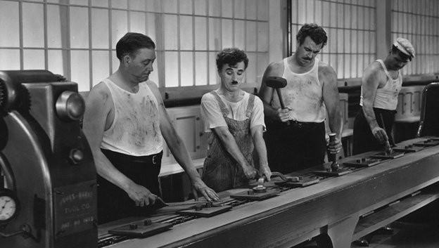 Walter Benjamin's Concept of Aura and Mechanical Reproduction