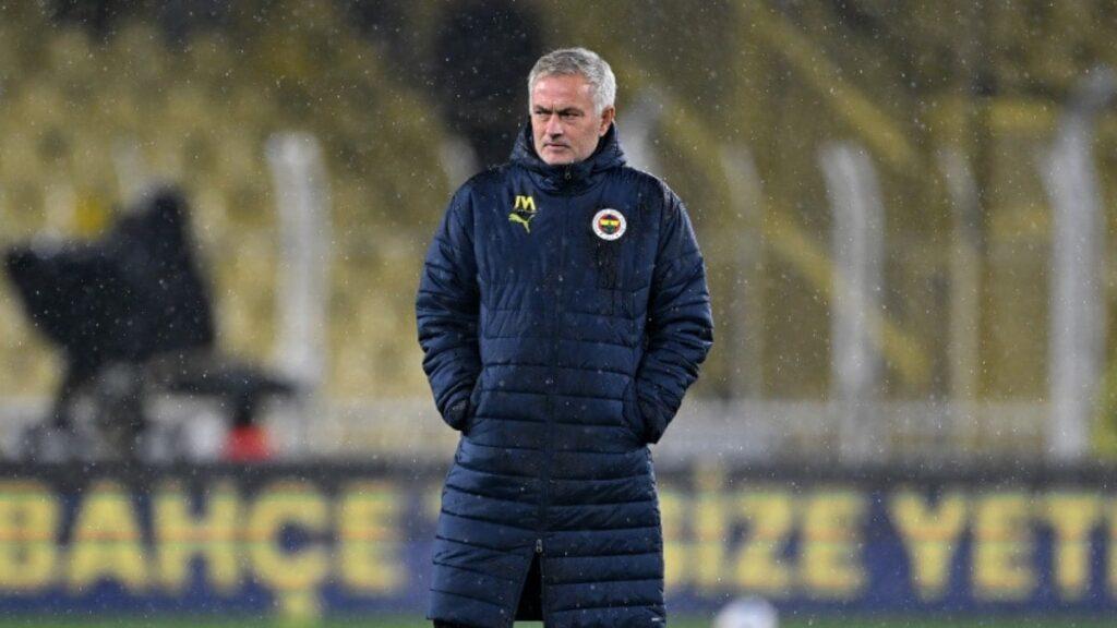 Fenerbahçe Mourinho İle Devam Eder mi?