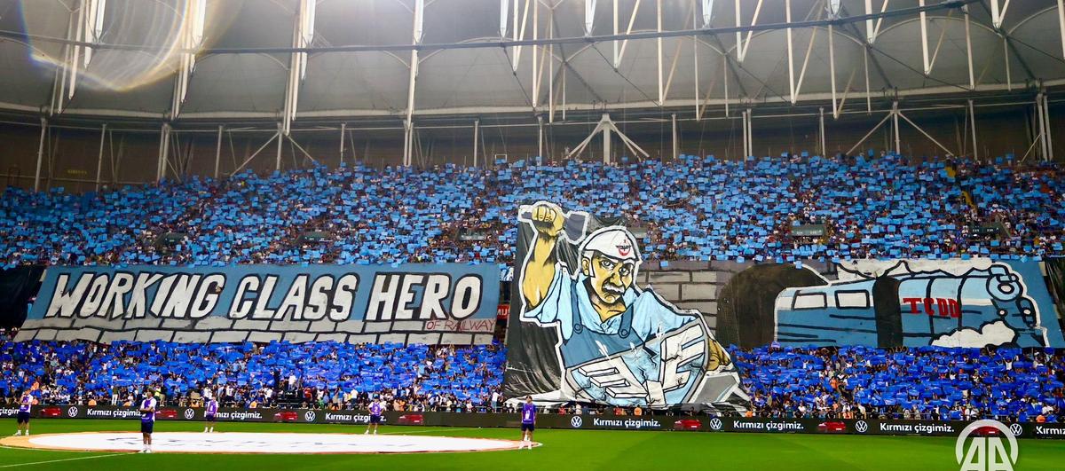 Benim Gözümden Akdeniz'in Mavi Yumruğu