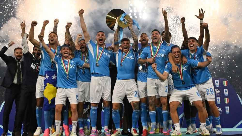 Napoli 4.Kez Serie A Şampiyonu