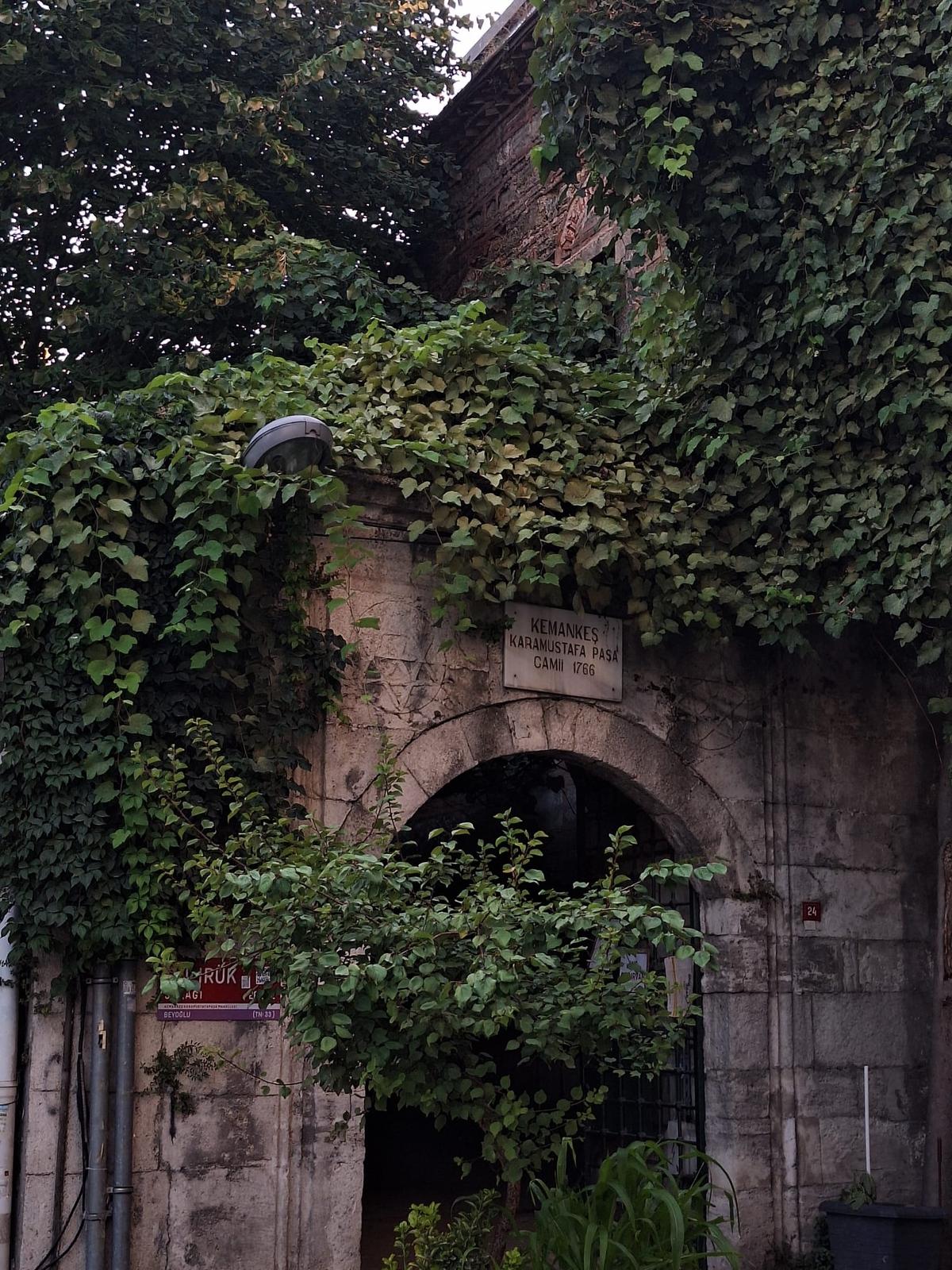 Yazıyorum yazmıyorum, kendimi hep deniyorum!