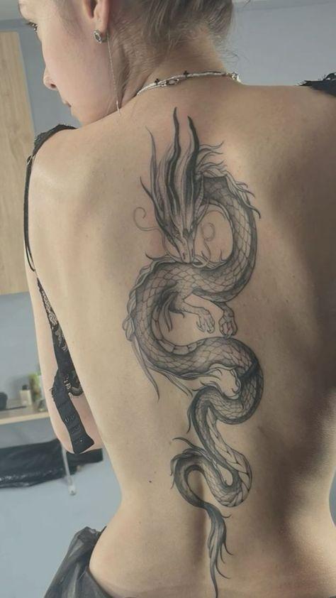 Derinin Altındaki Hikayeler: Dövmenin Psikolojik Yansımaları