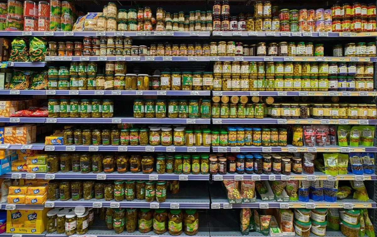 Fabrikalardan Raflara:Bir Paketin Sessiz Yolculuğu