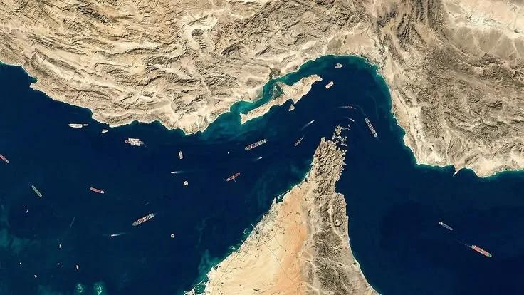 39 Kilometrelik Kriz: Hürmüz Boğazı Neden Dünyayı Sarsıyor?