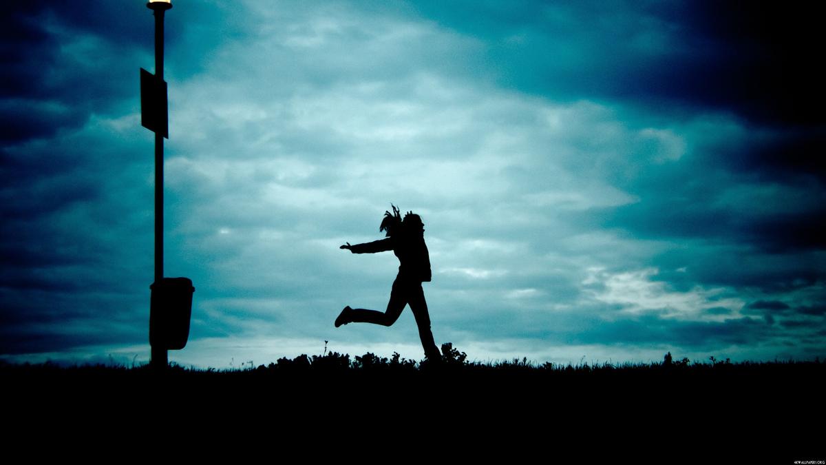 Altın Bileziğin Eş Zamanlı Yansıması