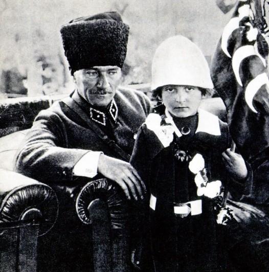 23 NİSAN'IN ÖYKÜSÜ