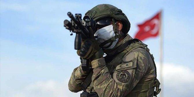 Kırmızı Bültenle Aranan Örgüt Mensubu Teslim Oldu