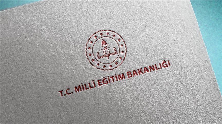 Lisede Atatürk Posterine Zarar Verilmesi Hakkında Soruşturma