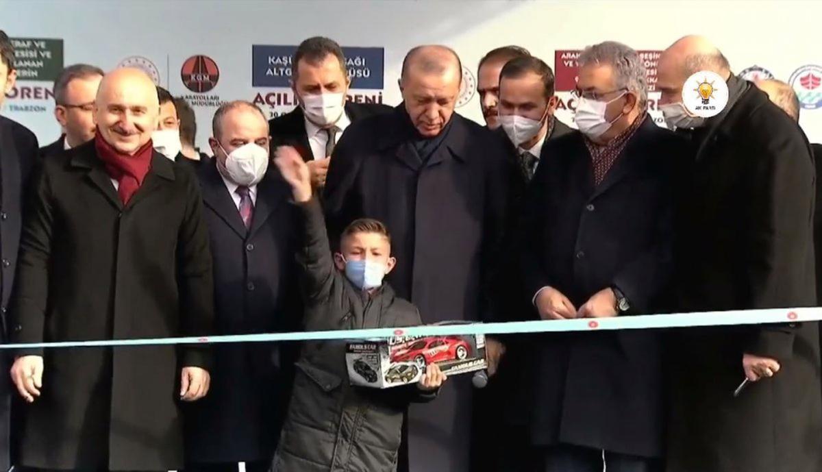 Erdoğan'ın Sahneye Çıkarttığı Çocuk, Kılıçdaroğlu İçin "Hain" Dedi