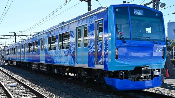 Japonya'nın Hidrojenle Çalışan İlk Treni Tanıtıldı