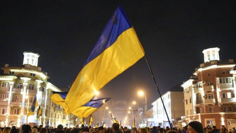 Ukrayna, 18-60 Yaş Arasındaki Erkeklerin Ülkeden Ayrılmasını Yasakladı!