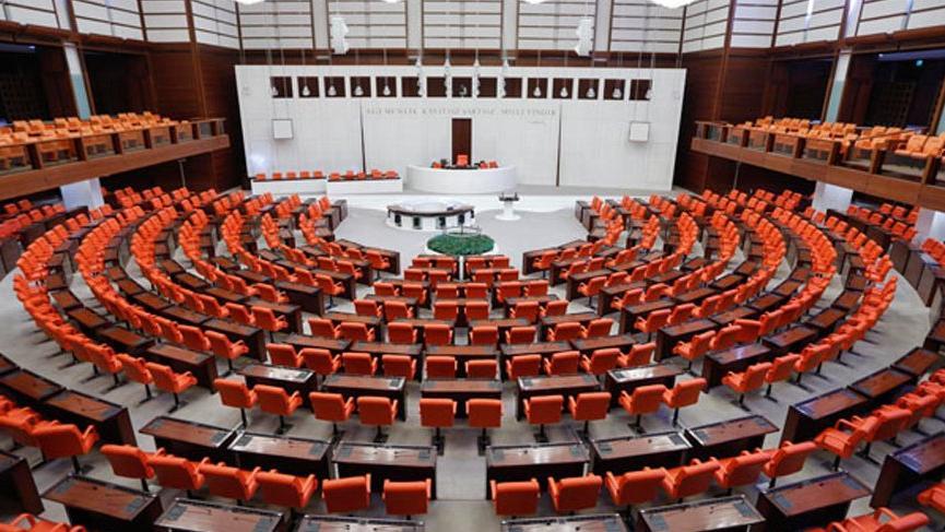 Seçim Barajını Yüzde 7'ye Düşüren Kanun Teklifini TBMM Başkanlığına Sunuldu