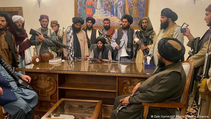 Taliban Yönetimi, Televizyon Kanallarına Yasak Uyguladı