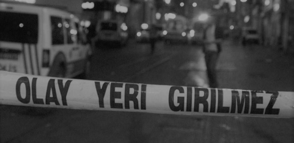 İçinde Yolcular Bulunan Belediye Otobüsüne Mermi İsabet Etti