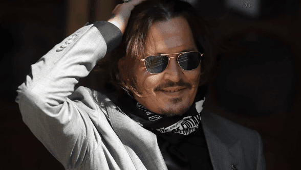 Bebeğimin Babası Johnny Deep!