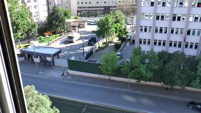 Gaziantep Emniyet'i Önünde Hareketli Dakikalar!